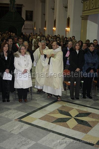 Immagine 058.jpg - 10 Gennaio 2010 - Celebrazione Eucaristica presieduta da frà Gimmi Palminteri, nel giorno del centenario della Fondazione.